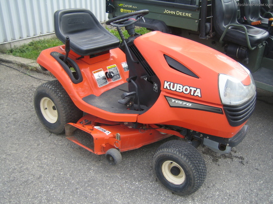 Kubota T1570 Tondeuse à gazon // T1570 lawn tractor Golf & Turf ...