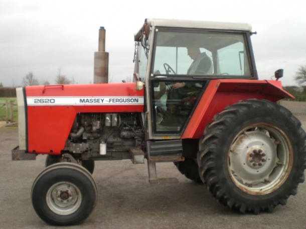 Massey Ferguson 2620, 1982, 5,322 hrs | Parris Tractors Ltd