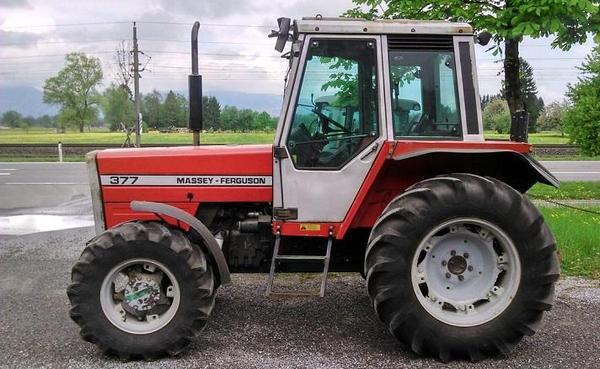 gebrauchter Allrad Traktor Schlepper Massey Ferguson 377A in Gießen ...
