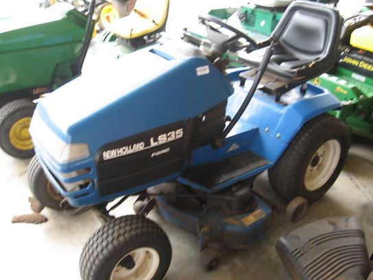 New Holland Ls35 Lawn Tractor Pictures to pin on Pinterest