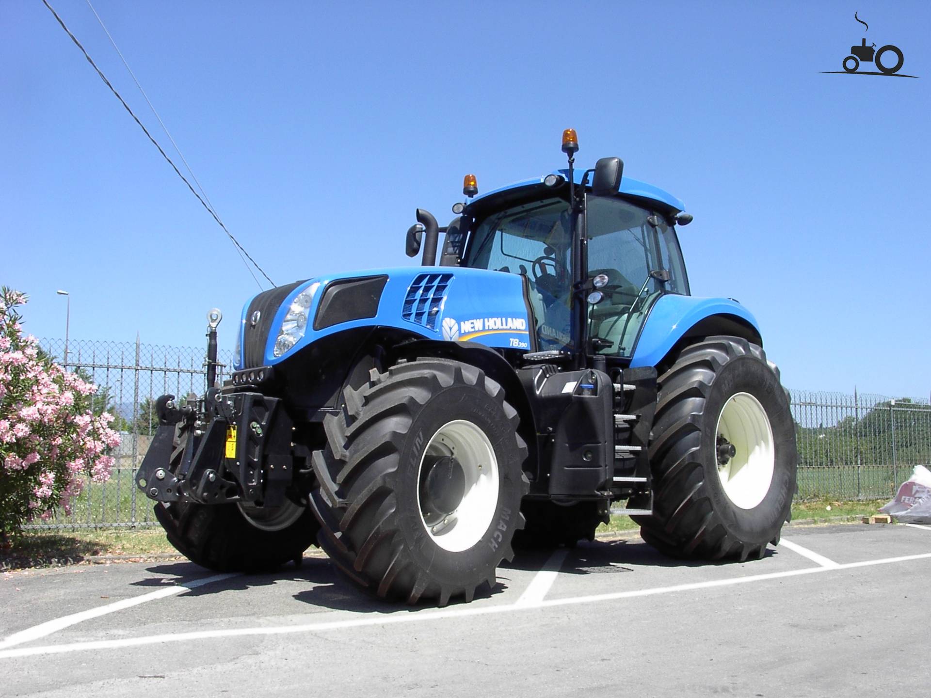 New Holland T 8.385 #661413