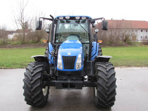 New Holland T5040, 86 PS