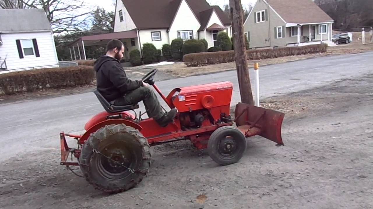 Power King 1614 Tractor - YouTube