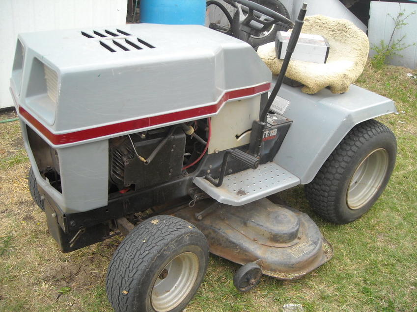 Can anyone help with this GT18? - Sears, Craftsman Tractor Forum ...
