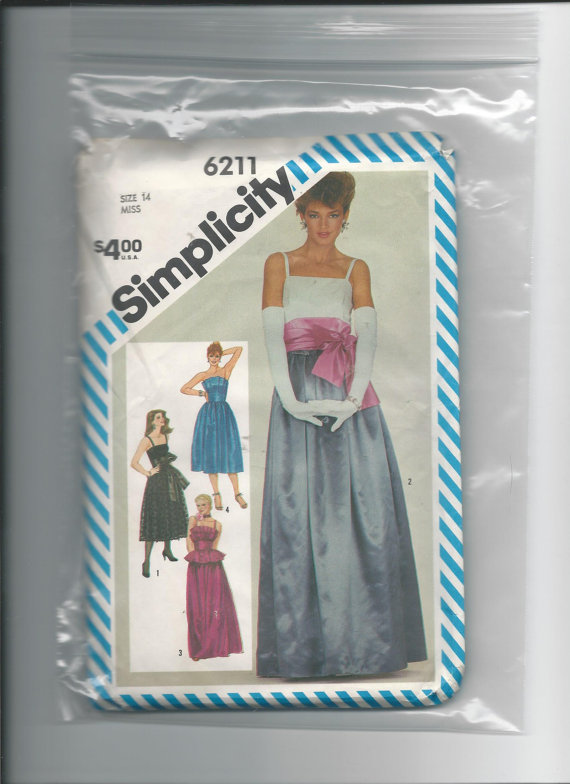 Simplicity 6211 Misses Dress Size 14