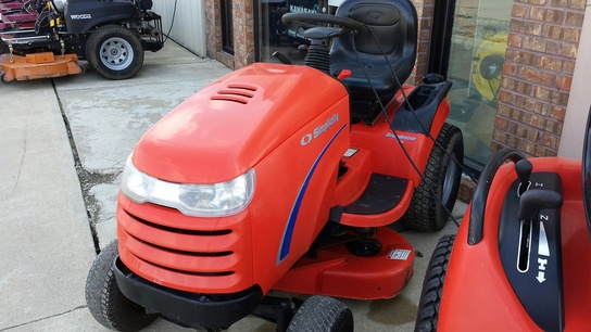 2006 Simplicity Broadmoor 18H Lawn & Garden and Commercial Mowing ...