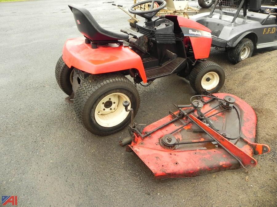Simplicity Landlord Hydro 18 Riding Mower-PARTS ONLY
