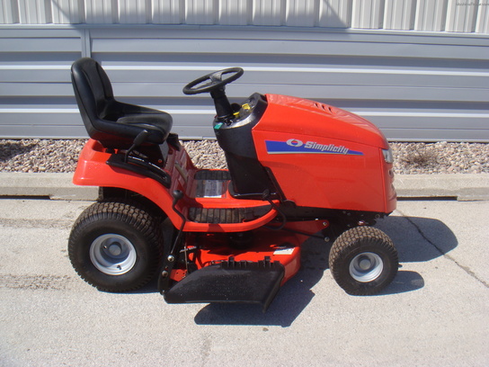 2007 Simplicity Regent 18H Lawn & Garden and Commercial Mowing - John ...