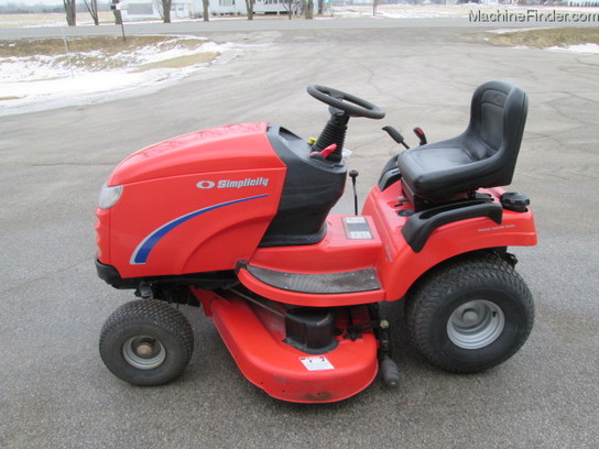 2004 Simplicity Broadmoor 18H Lawn & Garden and Commercial Mowing ...