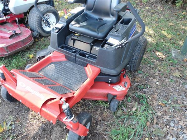 Simplicity ZT2044 - Year: 2000 - Lawn mowers - ID: 5F7BC8A5 - Mascus ...