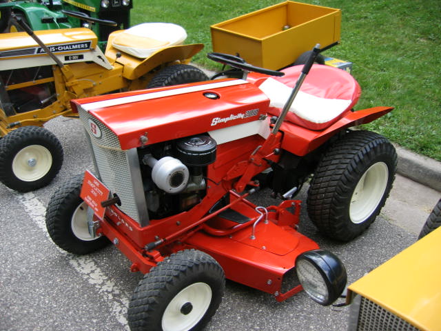 1966 Simplicity 2010 - 2010 Arkansaw Wi. Tractor Show - Gallery ...