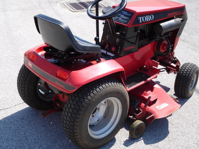 Toro WHEELHORSE 310-8 garden tractor w/42