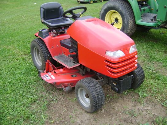Toro 417XT - Year: 2004 - Lawn mowers - ID: 7B49AC8D - Mascus USA