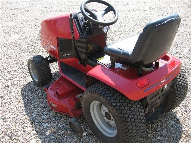 ... :: Használtgép Toro WHEEL HORSE 417xt fűnyíró traktor - eladva