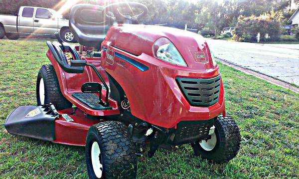 Toro lx420 riding lawn mower