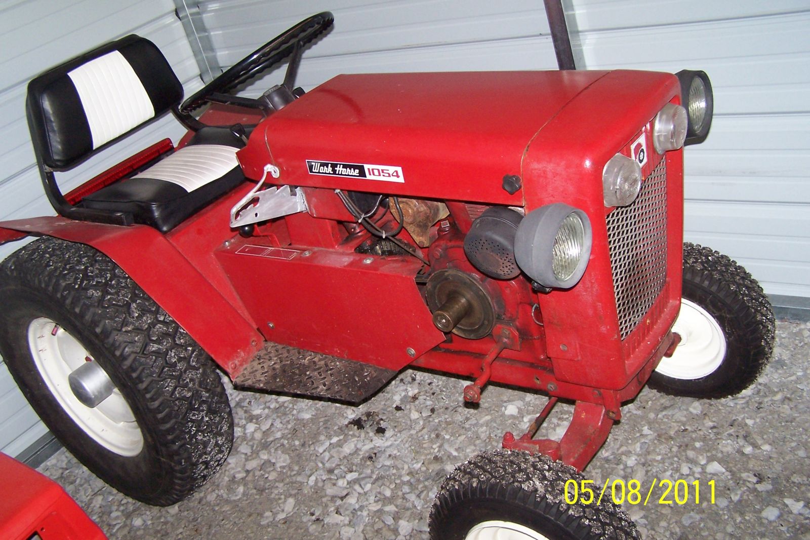 1964 Wheel Horse 1054 Tractor - 1955 - 1964 - RedSquare Wheel Horse ...