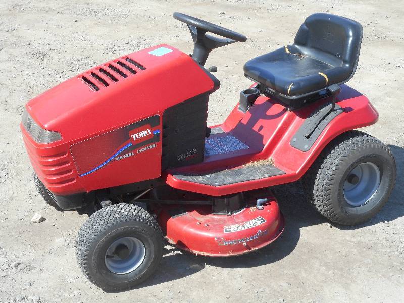 Toro Wheel Horse Lawn Tractor, 16HP... | LE May Lawn Equipment & More ...