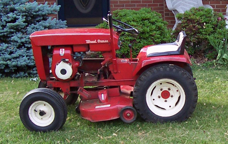 This is a 1965 Wheel horse Model 655. It has the original techumseh ...