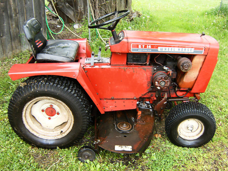 Vtg-WHEEL HORSE-tractors 1-GT 14-hydrostatic-14 hp.& 48