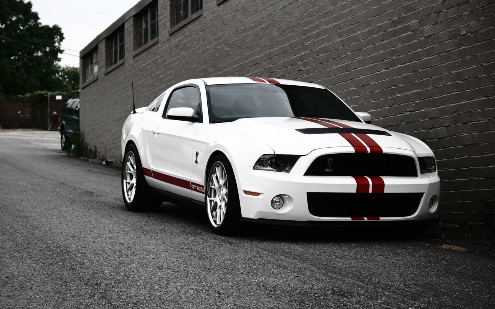 Ford Mustang Shelby GT500 White | 1680 x 1050 | Download | Close