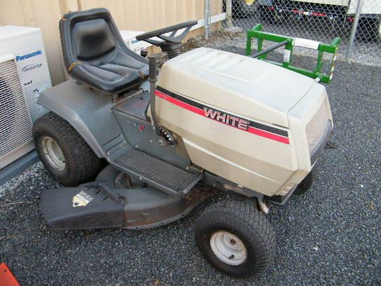 White LT-145 for sale Assumption, IL Price: $325 | Used White LT-145 ...