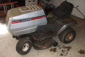White Lt 12 Lawn Tractor 38