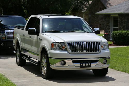 2006 Mark LT only 5000 Miles! Pearl White and 4x4, Clean Carfax and ...
