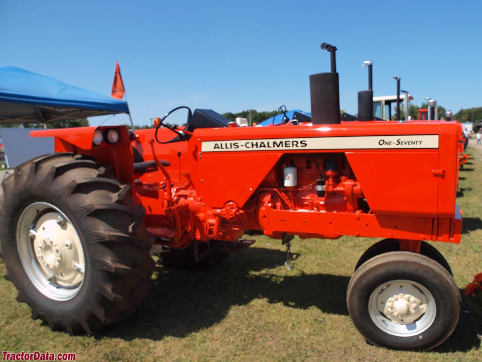 Allis-Chalmers 170 with tricycle front end. Photo courtesy of Ron ...