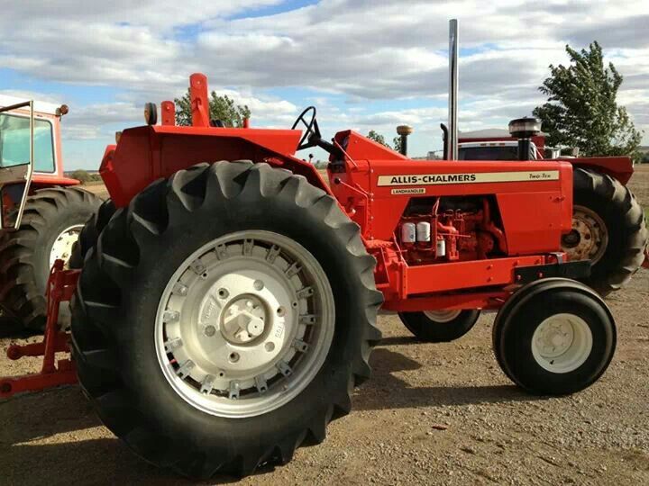 Allis Chalmers 210 tractor. | Down on the Farm | Pinterest
