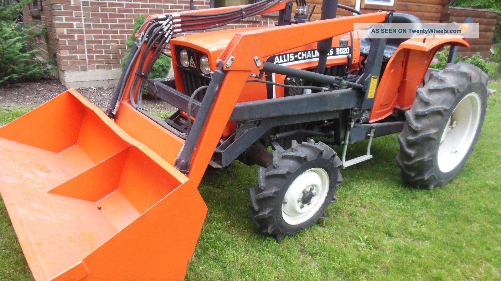 1984 Allis Chalmers 5020 Compact Diesel Tractor / 4 Wheel Drive / 336 ...