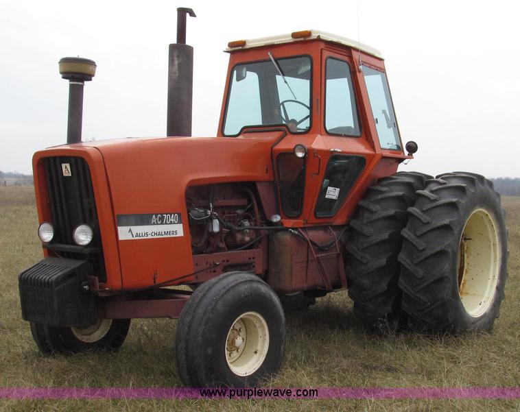 1974 Allis Chalmers 7040 tractor | Item G2207 | SOLD! Decemb...