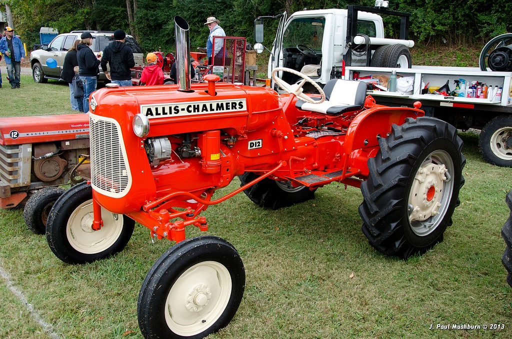 Allis-Chalmers D12 Series 2 | Antique Tractors found at the ...