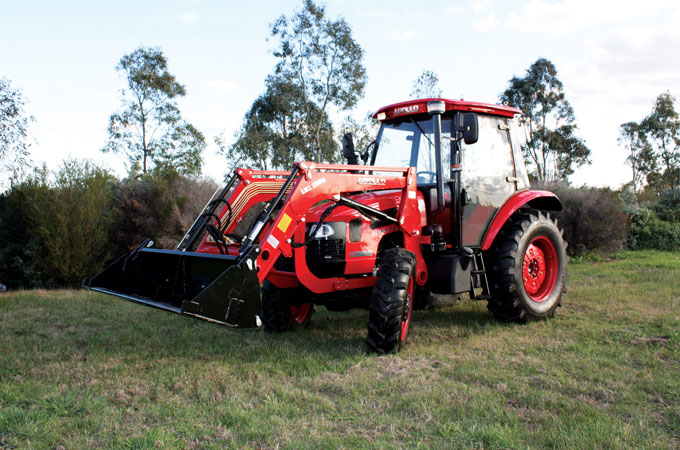 The APOLLO 1104 110hp diesel – a large and powerful utility tractor ...