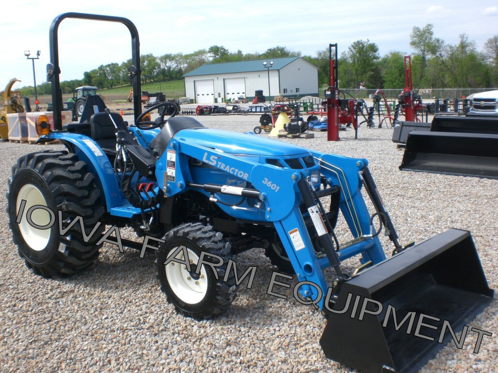 Iowa Farm Equipment -- LS G3038 Value Compact Series Tractors