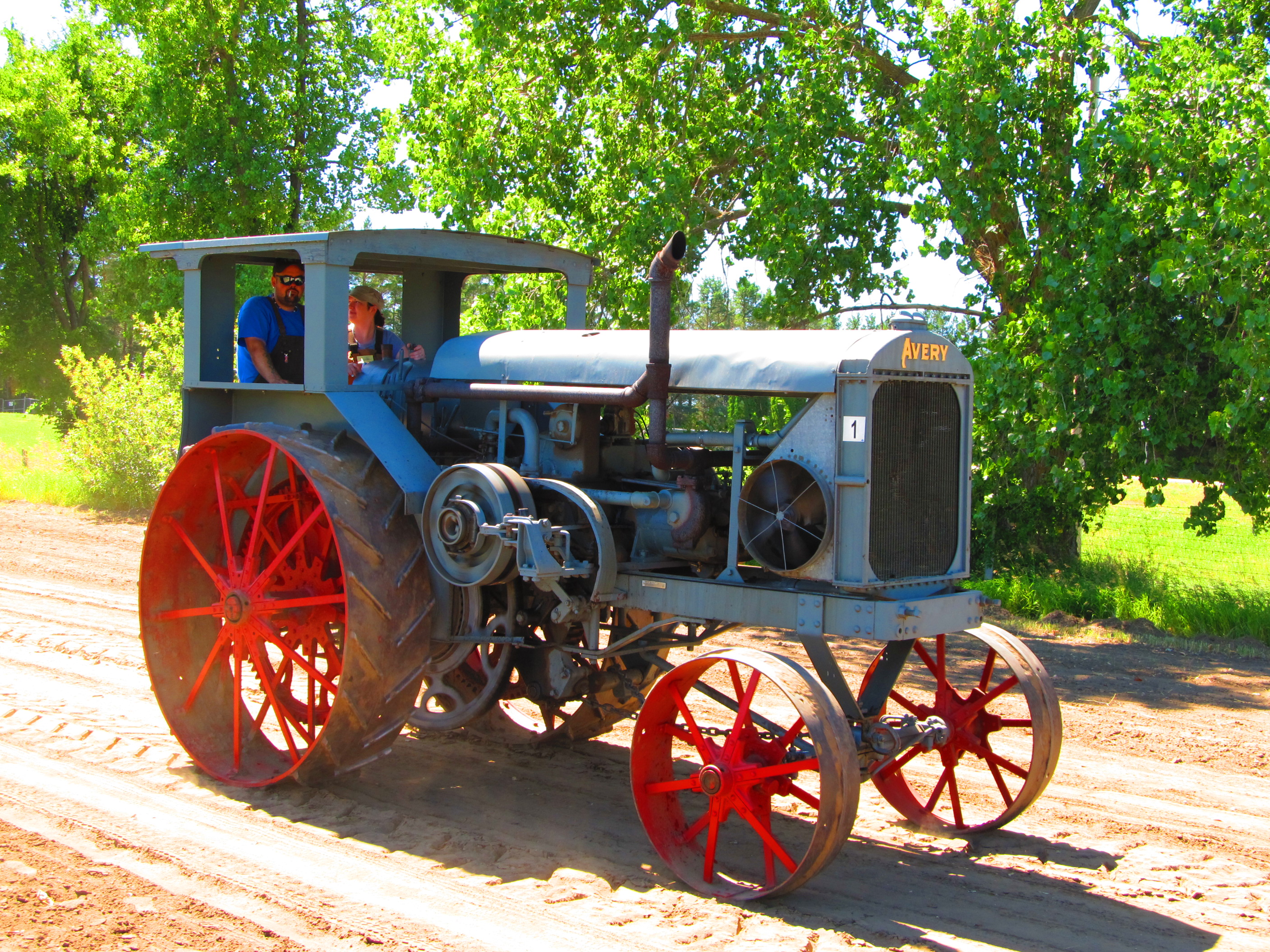 Avery 25-50 (1920s) - Manitoba Agricultural Museum