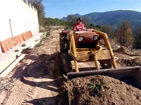 Barreiros tractor pala 1 - YouTube