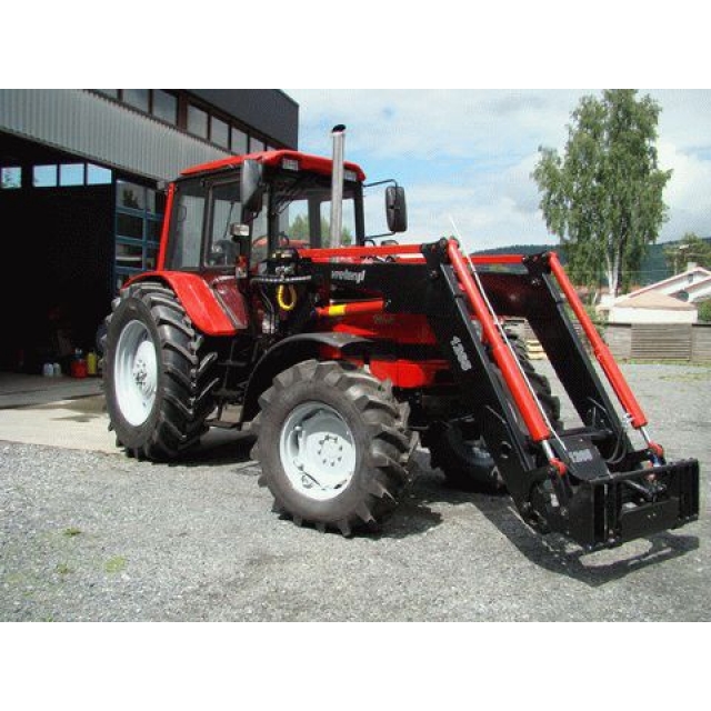 BELARUS 1221.3 tractor | Utilaje Agricole Wirax Tractoare Piese Schimb