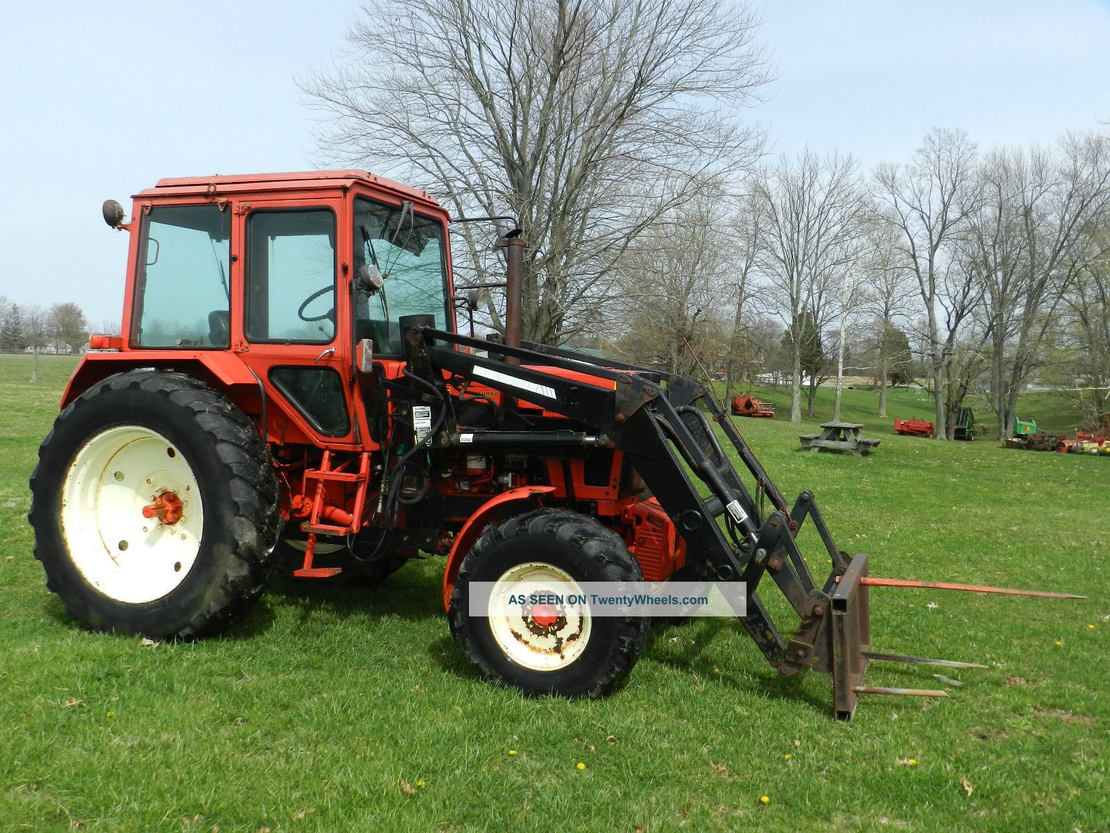 Belarus 925 Tractor With Cab & Front Loader - 4x4 - 1537 Hours ...