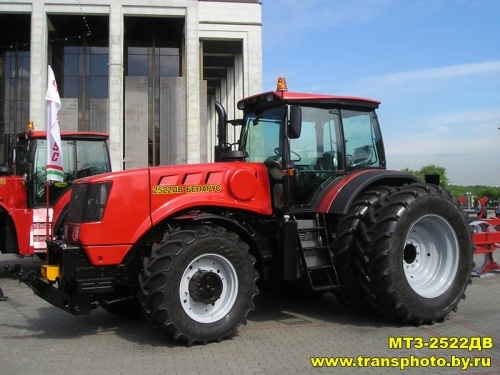 Belarus MTZ traktorok 60 éve