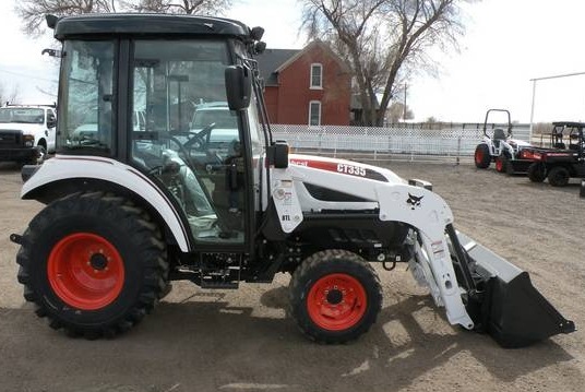 Bobcat CT335 Compact Tractor