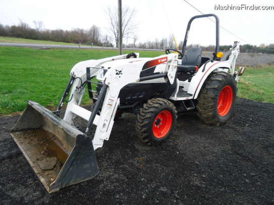 2012 BOBCAT CT440 WITH A 9TL FRONT LOADER AND AN 8TB BACKHOE. ONLY 57 ...