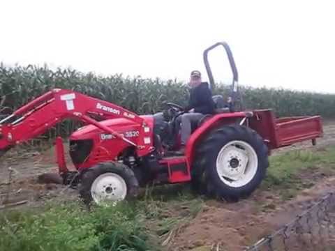 branson 3520 traktor schlepper mit frontlader - YouTube