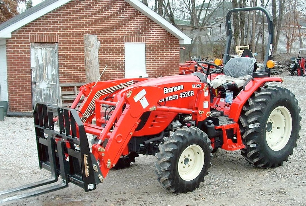 Branson 4520R - Tractor & Construction Plant Wiki - The classic ...