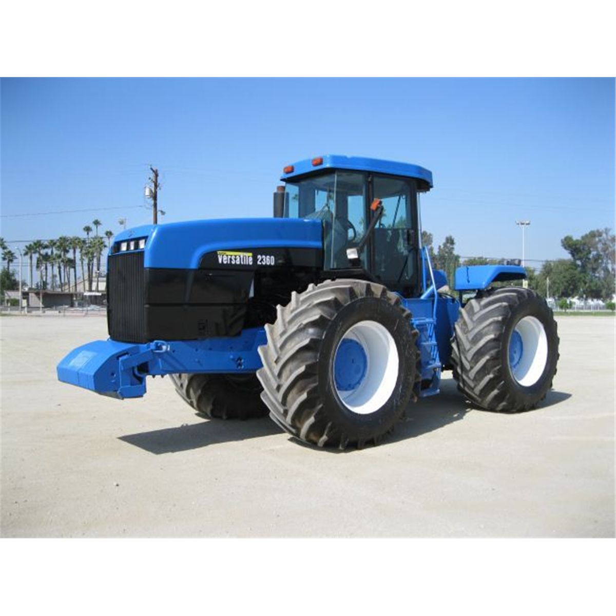 2002 Buhler Versatile 2360 4x4 Ag Tractor
