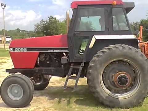 Case IH 2096 Ag Tractor - YouTube