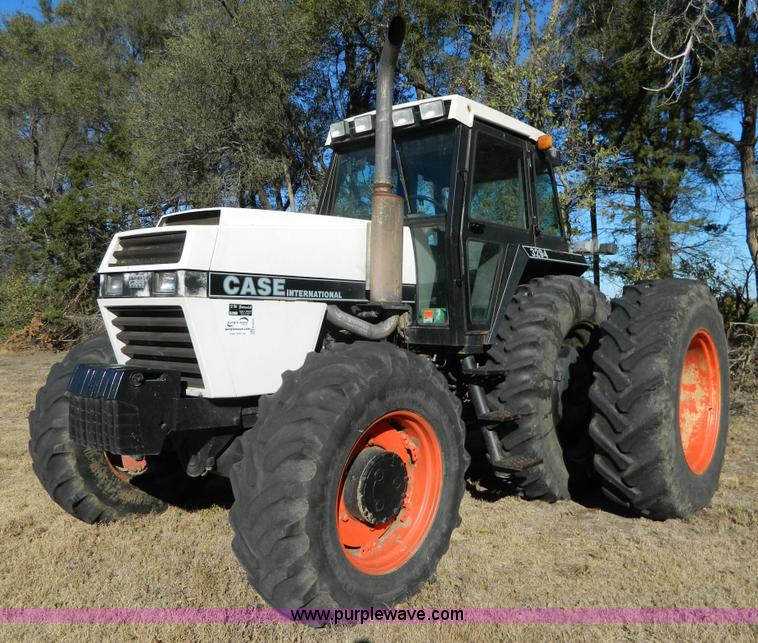 JPG - Case IH 3294 MFWD tractor, 7,775 hours on meter, International ...