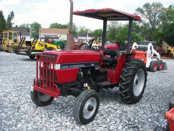 This is a nice 1993 Case International 395 compact tractor. This ...