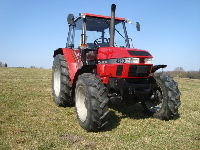 Tractor Case IH 4230 - technikboerse.com