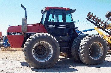 1985 Case IH 4694 Tractor (Details)