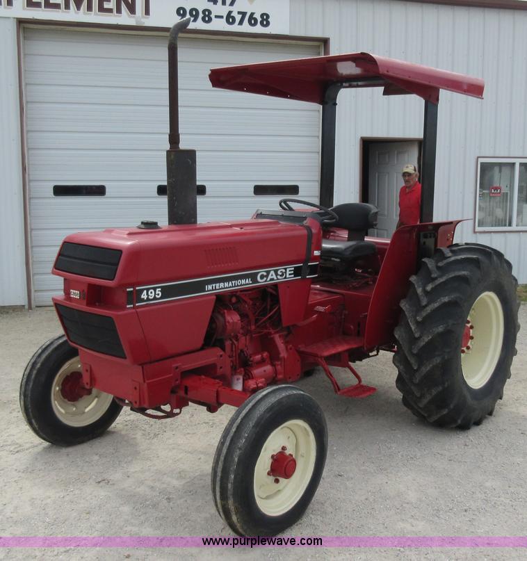 Case IH 495 tractor | Item AC9295 | SOLD! May 13 Ag Equipmen...